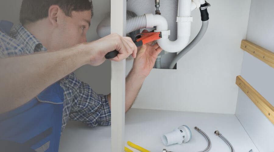 Local tankless water heater installation in Ebro, FL
